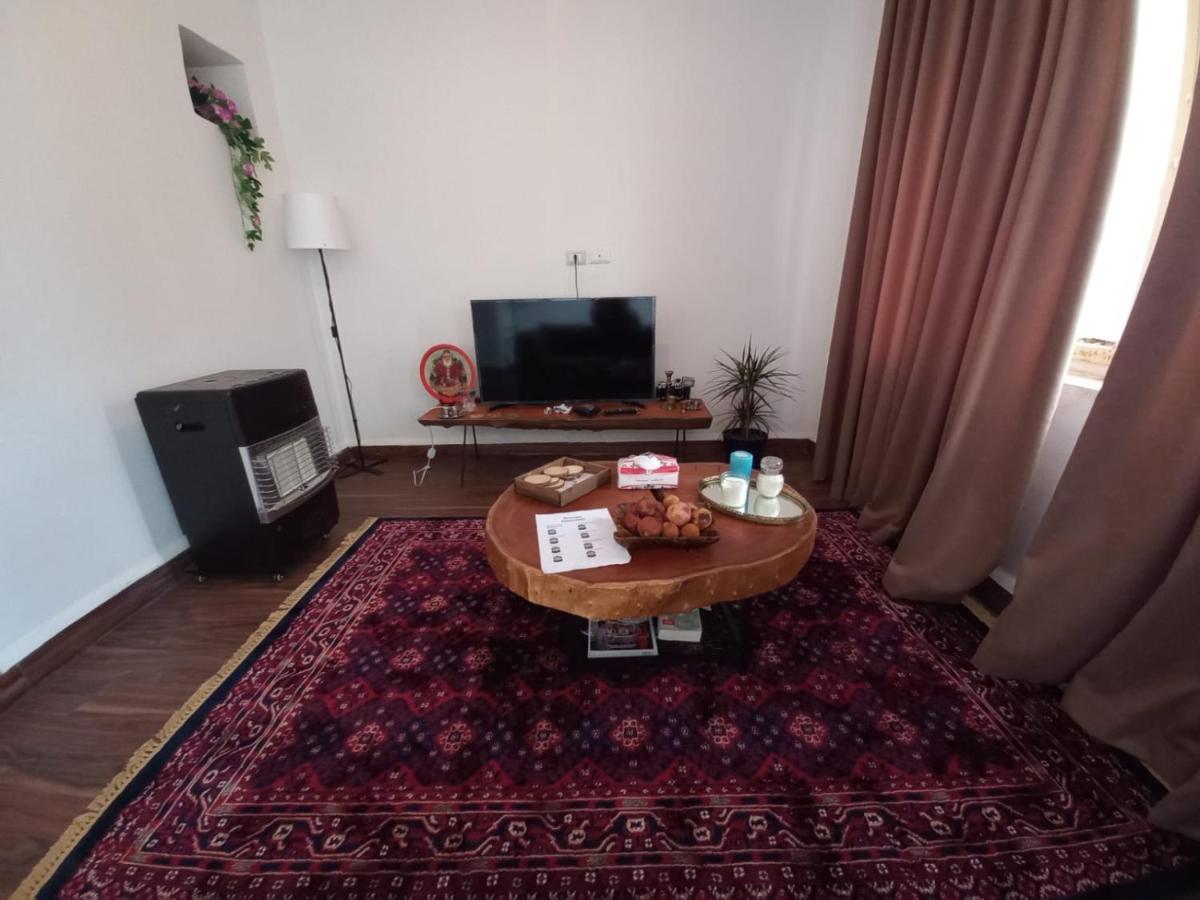 Karrain Villa - Vintage Soul - International Guests-Non-Jordanian Madaba Kültér fotó